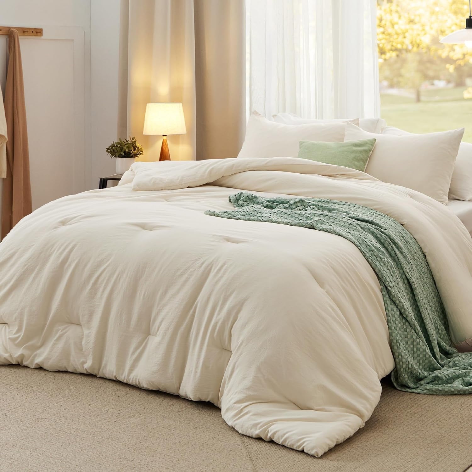 U by Bedsure 3 Pieces Queen Comforter Bedding Set White Comforter Set for All Seasons 1 Lightweight Prewashed Comforter and 2 Pillowcases Queen White Swan