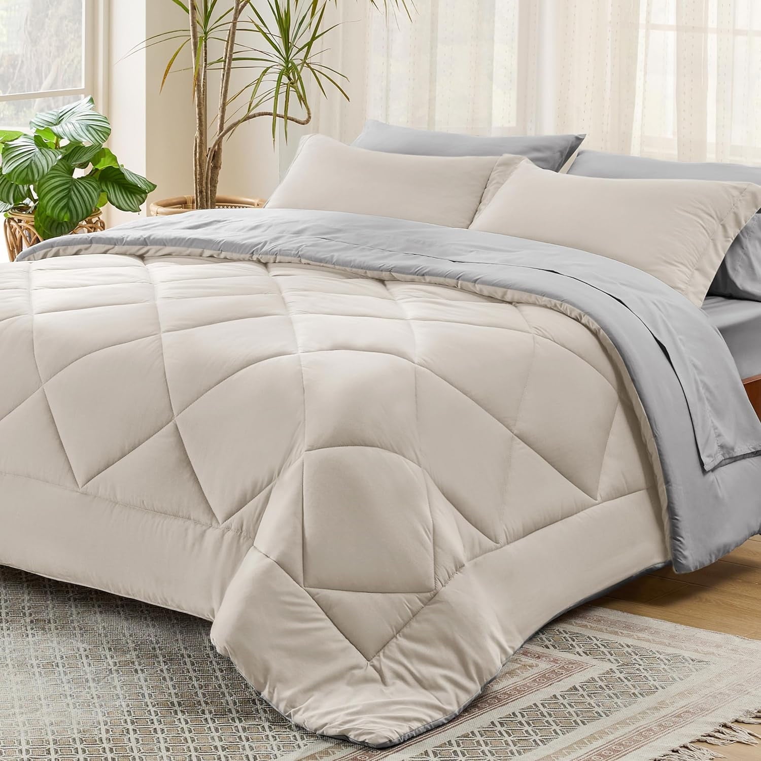 U by Bedsure Beige Comforter Set Full - 7 Pieces Reversible Bed in a Bag with Comforters, Sheets, Pillowcases & Shams