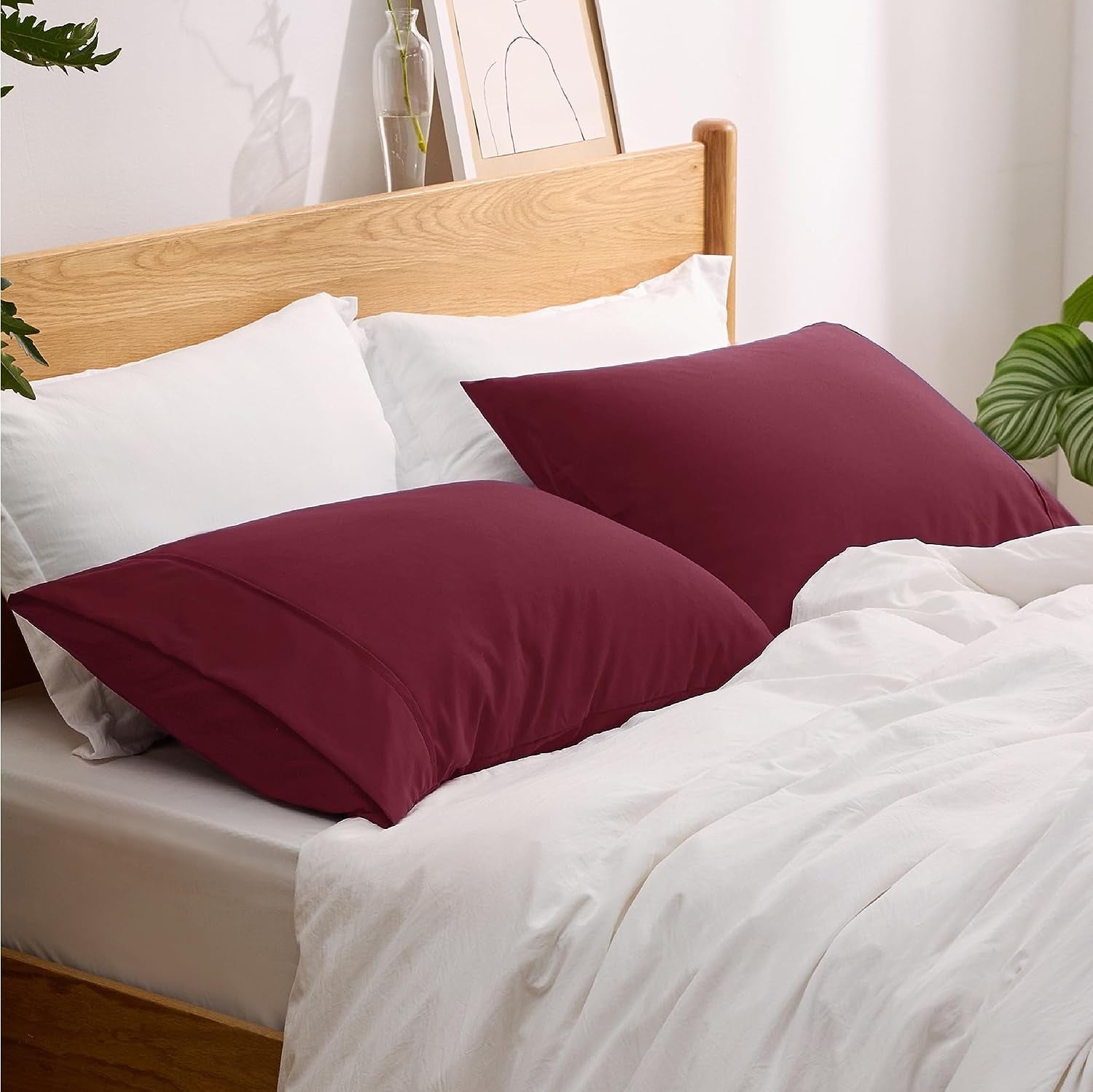 Bedsure King Pillowcases  Burgundy Set of 2 Polyester Microfiber material 20 x 40 with Envelop Closure
