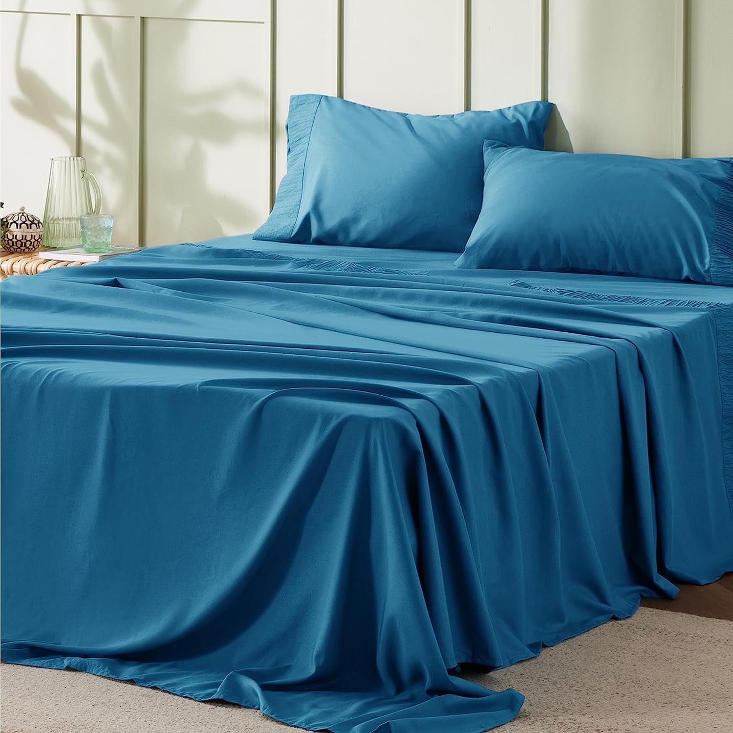 U by Bedsure 4 Pieces Hotel Luxury Teal Sheets Queenasy Care Polyester Microfiber material Cooling Bed Sheet Set