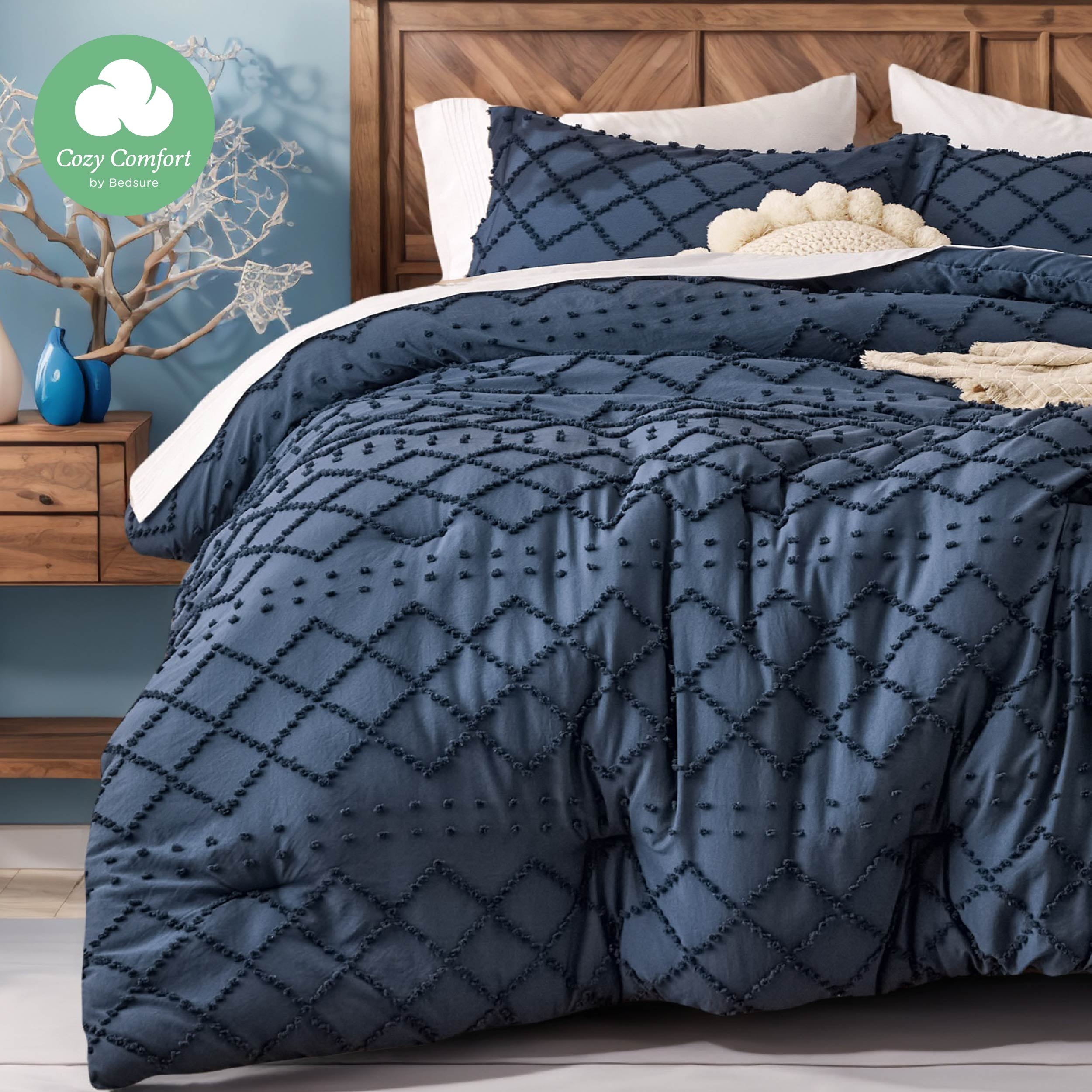 Cozy Comfort Comforter Set Boho Tufted Shabby Chic Bedding Comforter Set 3 Pieces Vintage Farmhouse Bed Set for All Seasons Soft Bedding Set with 2 Pillow Shams Queen Navy