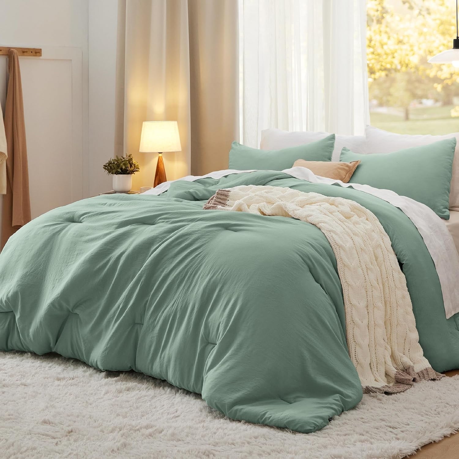 Cozy Comfort 2 Pieces Twin Comforter Bedding Set Iceberg Green Comforter Set for All Seasons 1 Lightweight Prewashed Comforter and 1 Pillowcases Twin Iceberg Green