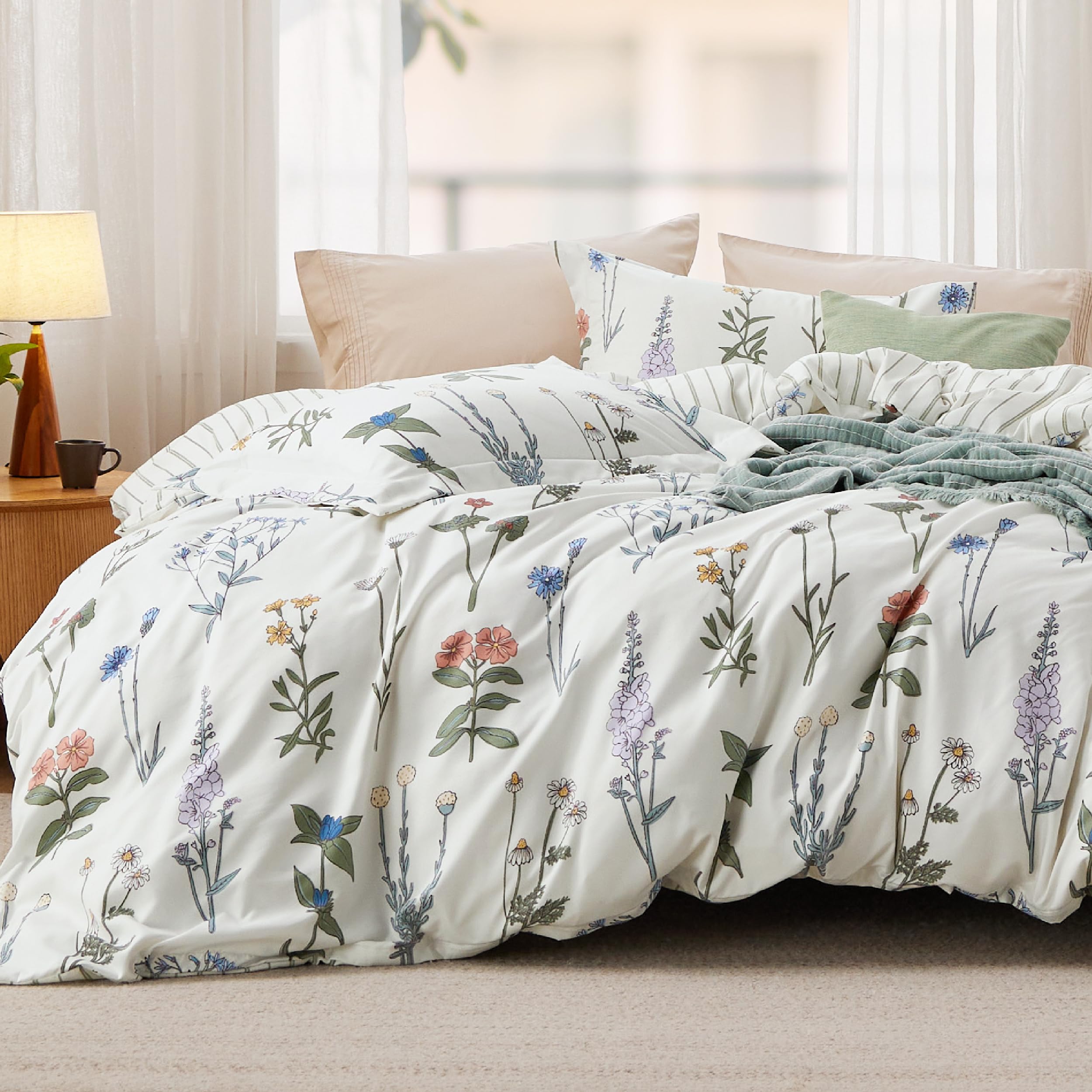 Cozy Comfort Comforter Set Queen Size - Floral Bedding Comforter Set 3 Pieces 1 Soft Comforter and 2 Pillow Shams
