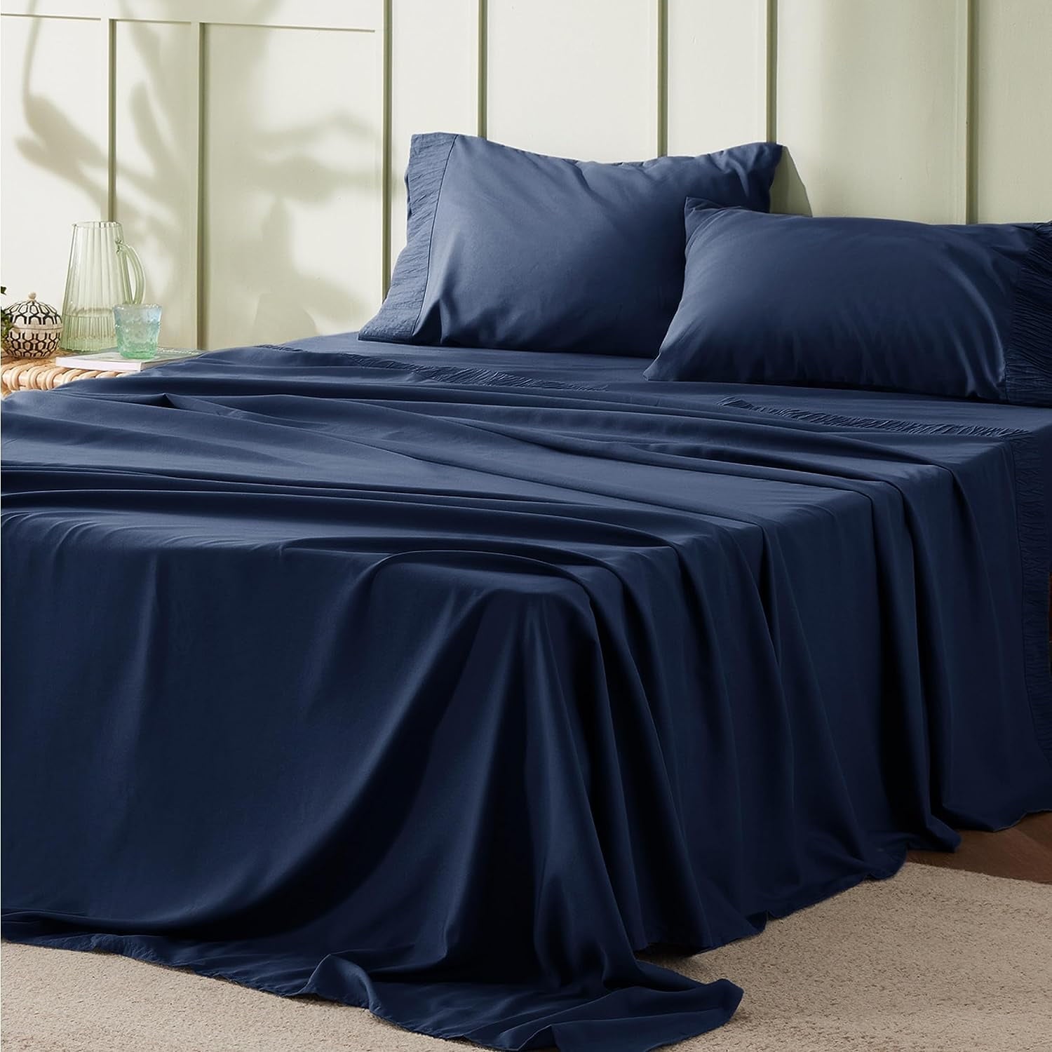 U by Bedsure King Sheets - Soft Sheets for King Bed, 4 Pieces Hotel Luxury Navy Sheets , Easy Care Polyester Microfiber material Cooling Bed Sheet Set