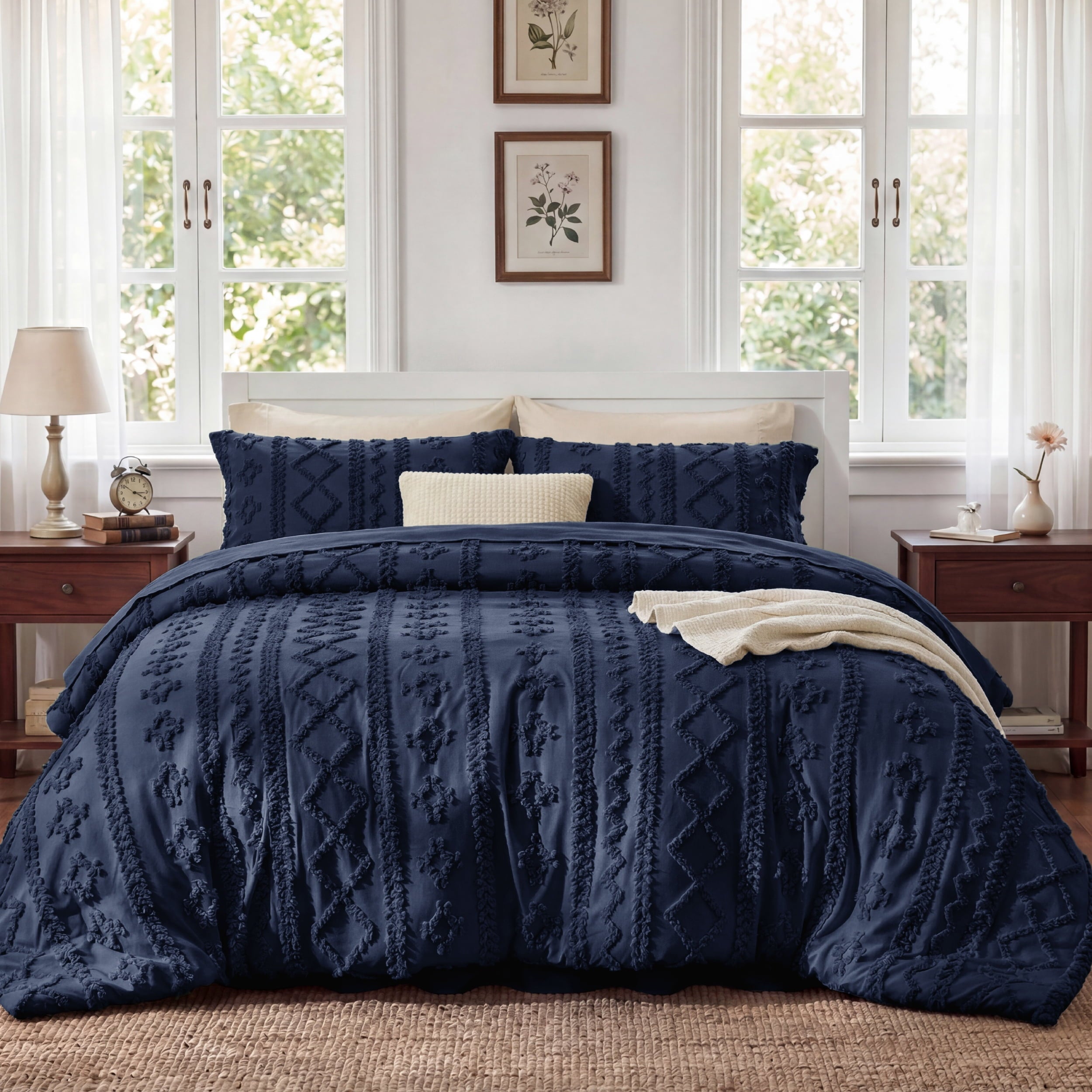 U by Bedsure King Tufted Boho Comforter Set, 3 Pieces Farmhouse Shabby Chic Embroidery Navy Bed Set, Soft Jacquard Comforter for All Seasons New