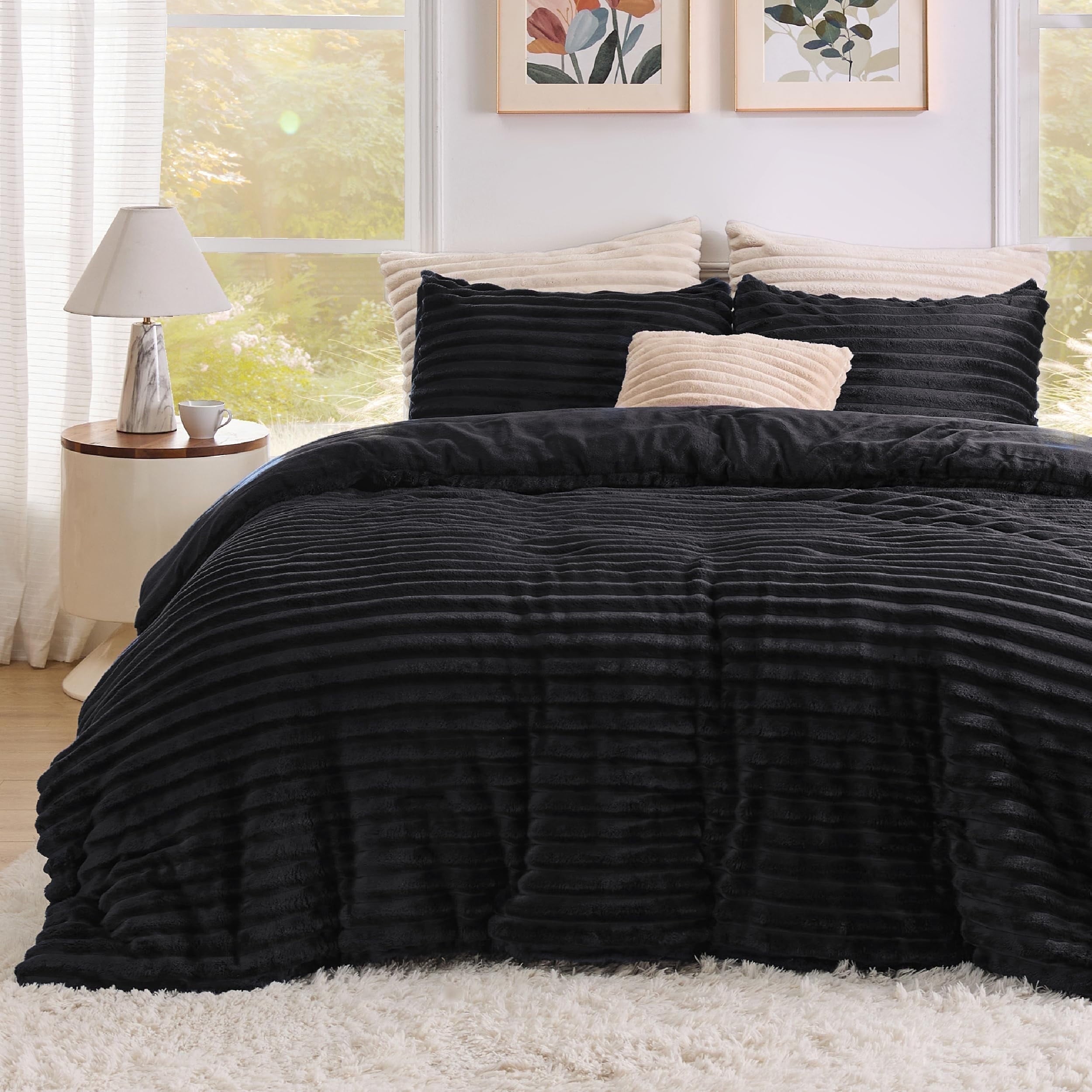 U by Bedsure 3 Pieces Fluffy Comforter Set, Super Soft Faux Fur Fleece Queen Bedding Set, 1 Luxury Shaggy Black Comforter with 2 Pillowcases