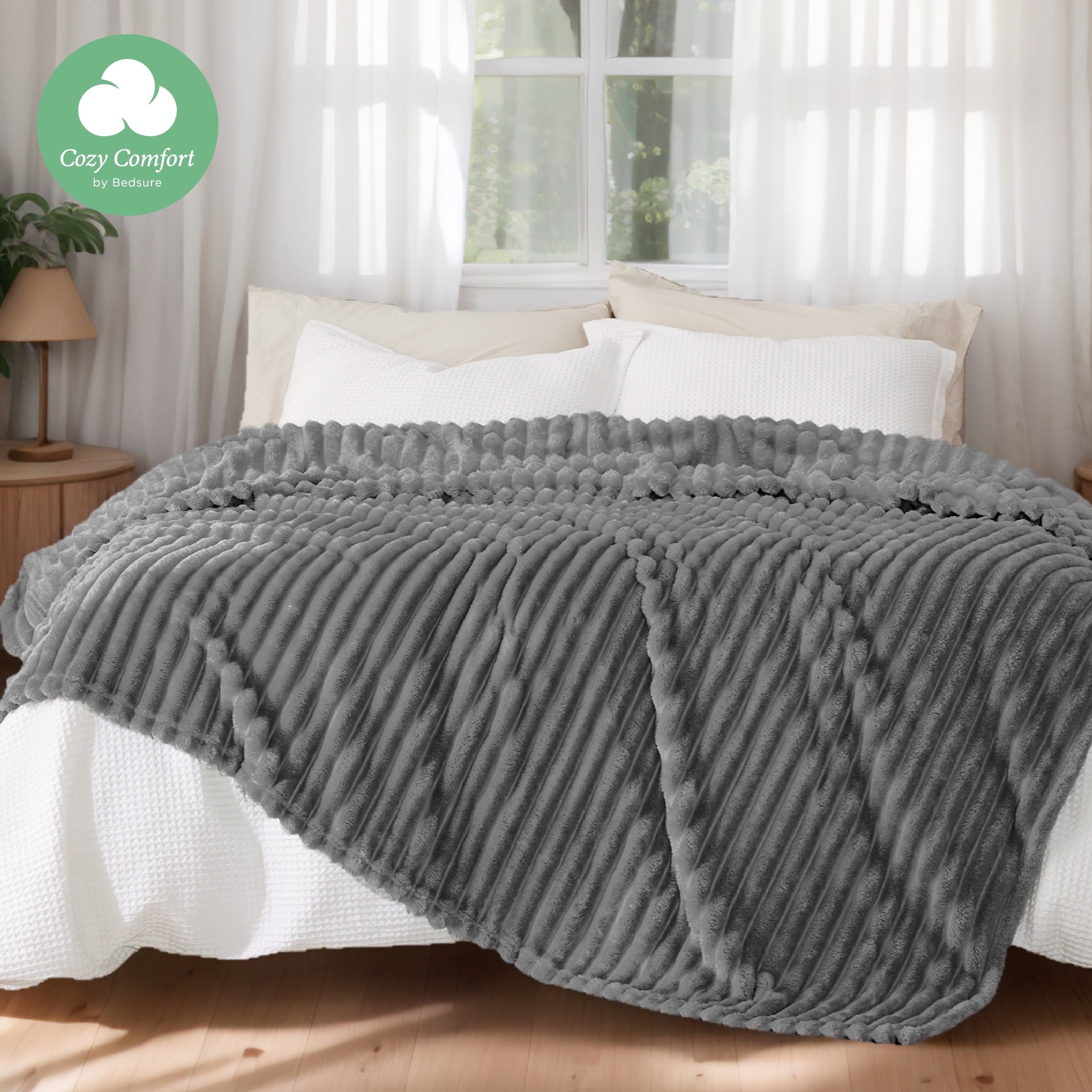 U by Bedsure Frost Gray Fleece Queen Blanket for Couch - Super Soft Cozy Blankets for Women, Girls, 90x90 inches