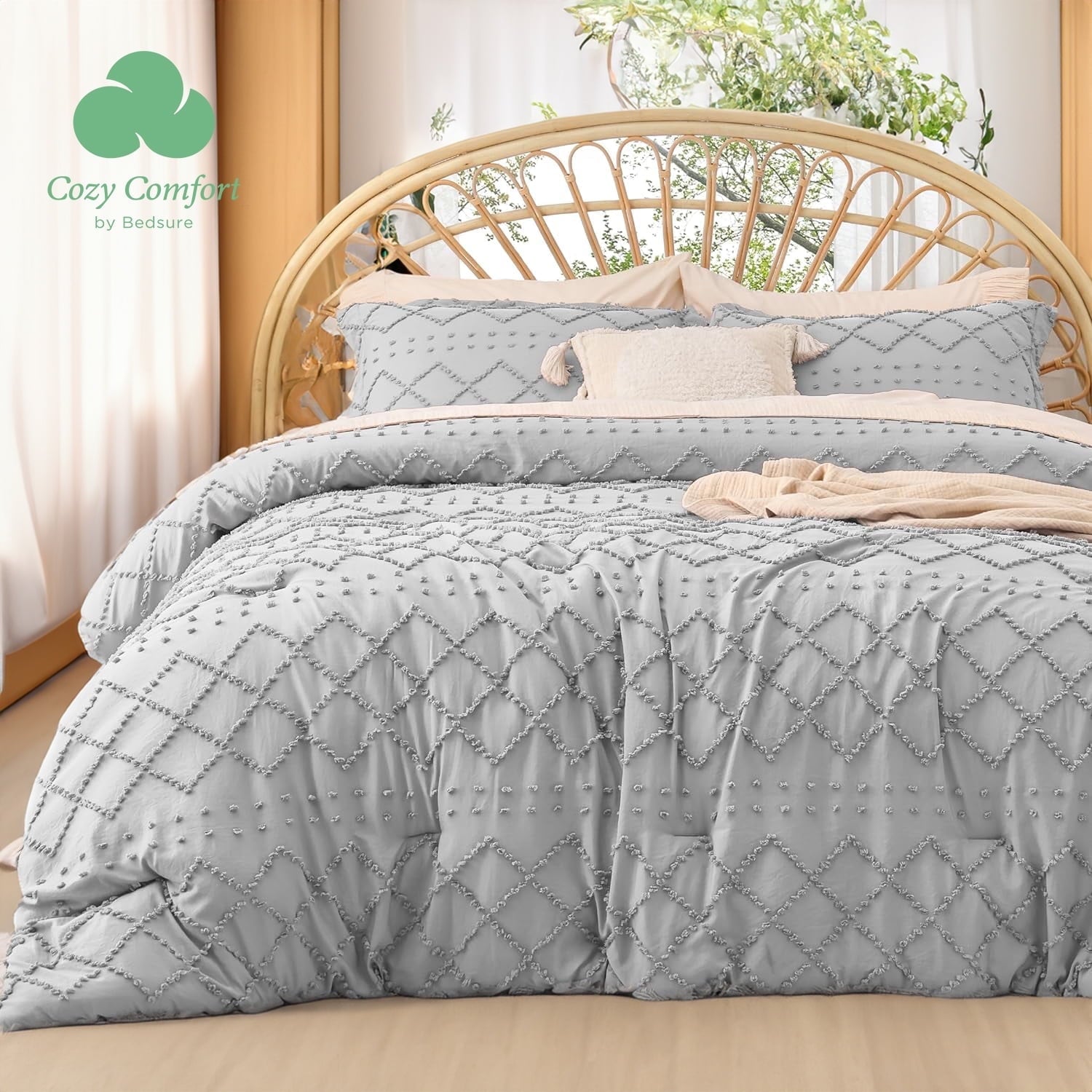 U by Bedsure Full Size Comforter Set - Light Grey Comforter, Boho Tufted Shabby Chic Bedding Comforter Set, 3 Pieces Farmhouse Bed Set for All Seasons, Fluffy Soft Bedding Set with 2 Pillow Shams
