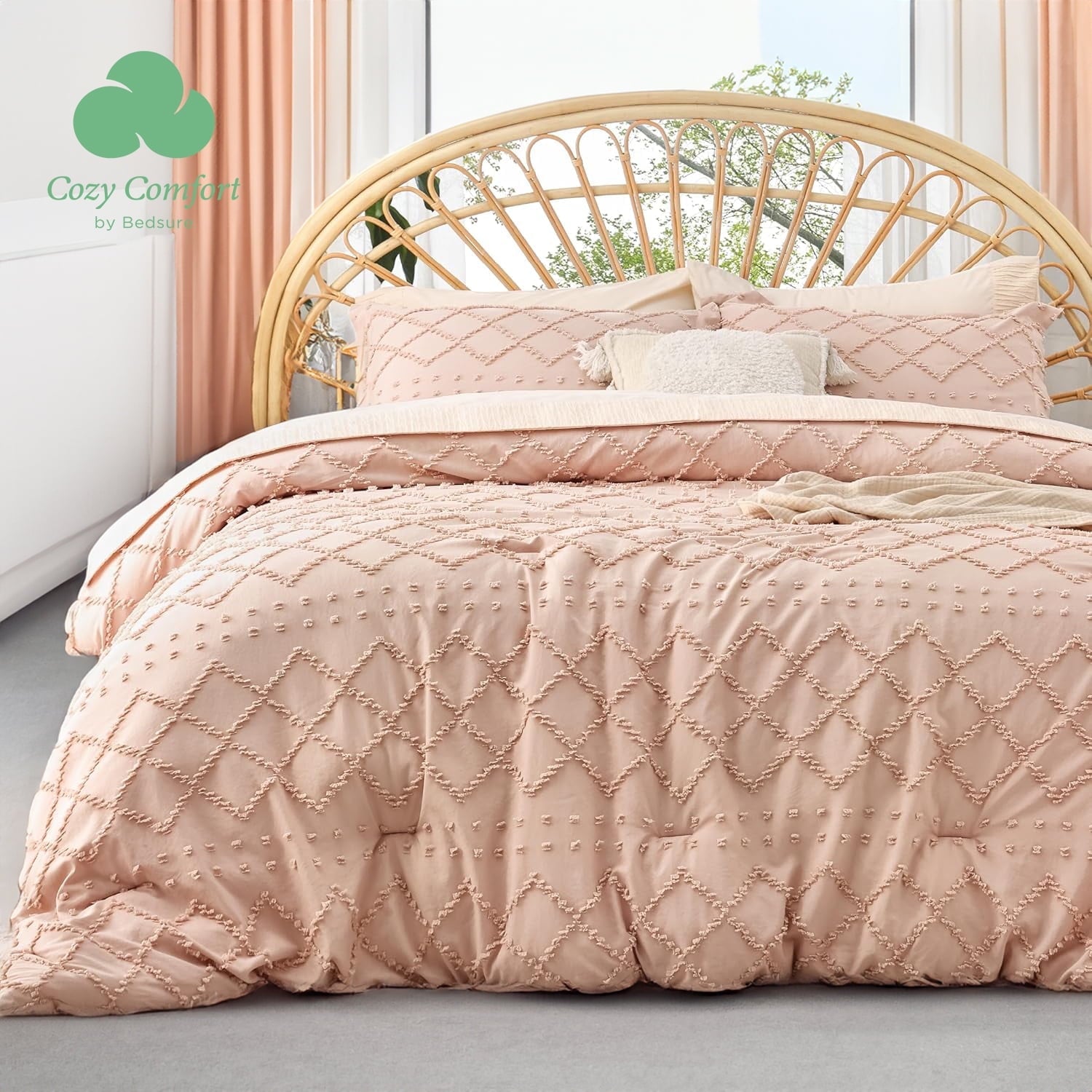 U by Bedsure King Size Comforter Set - Coral Pink Comforter, Boho Tufted Shabby Chic Bedding Comforter Set, 3 Pieces Farmhouse Bed Set for All Seasons, Fluffy Soft Bedding Set with 2 Pillow Shams