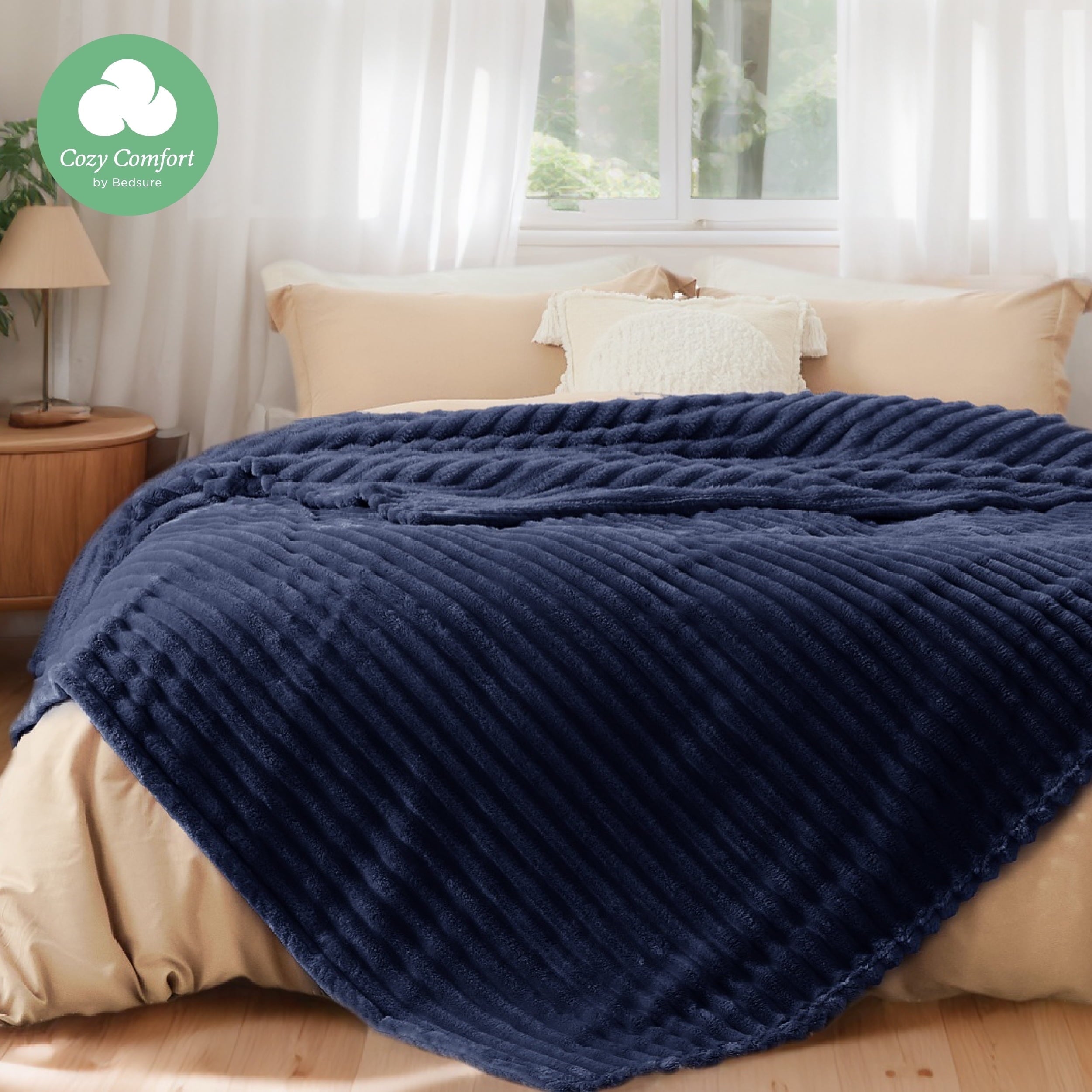 U by Bedsure Pageant Blue Fleece Throw Blanket for Couch - Super Soft Cozy Blankets for Women, Girls, 50x60 inches