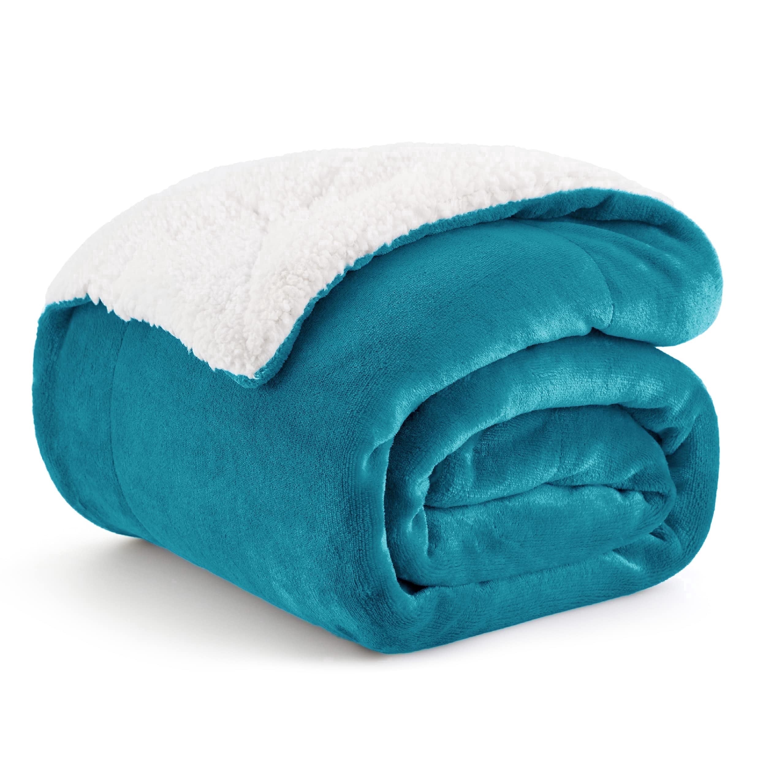 U by Bedsure GentleSoft Sherpa Fleece Throw Blanket for Couch - Thick and Warm Throw , Soft Fuzzy Plush Blanket for Winter, Teal, 50x60 Inches