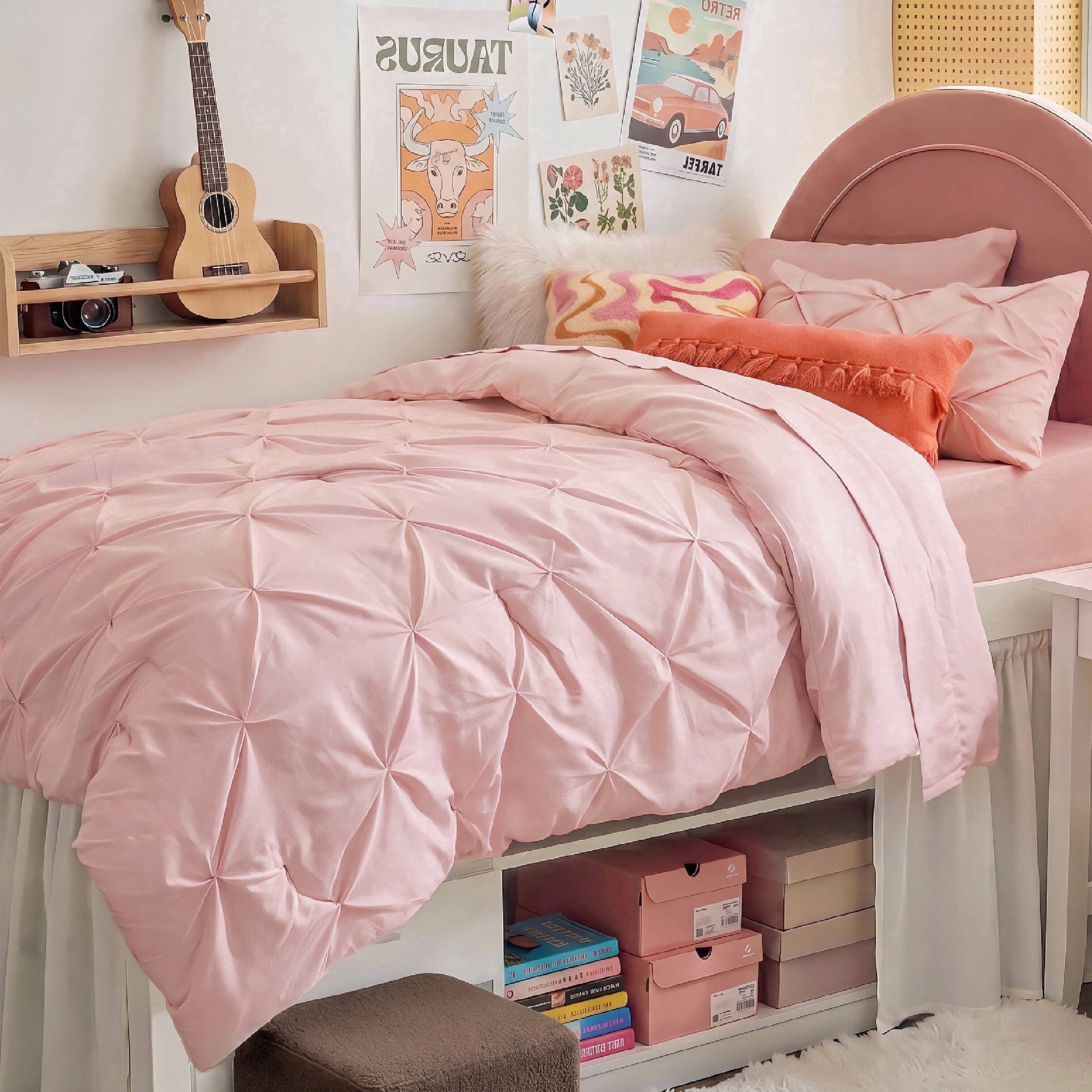 U by Bedsure Twin/Twin XL Comforter Set Pink, Bedding for College Dorm, 5 Pieces Bed in a Bag with Pinch Pleat Comforter, Sheets, Pillowcases & Shams, new