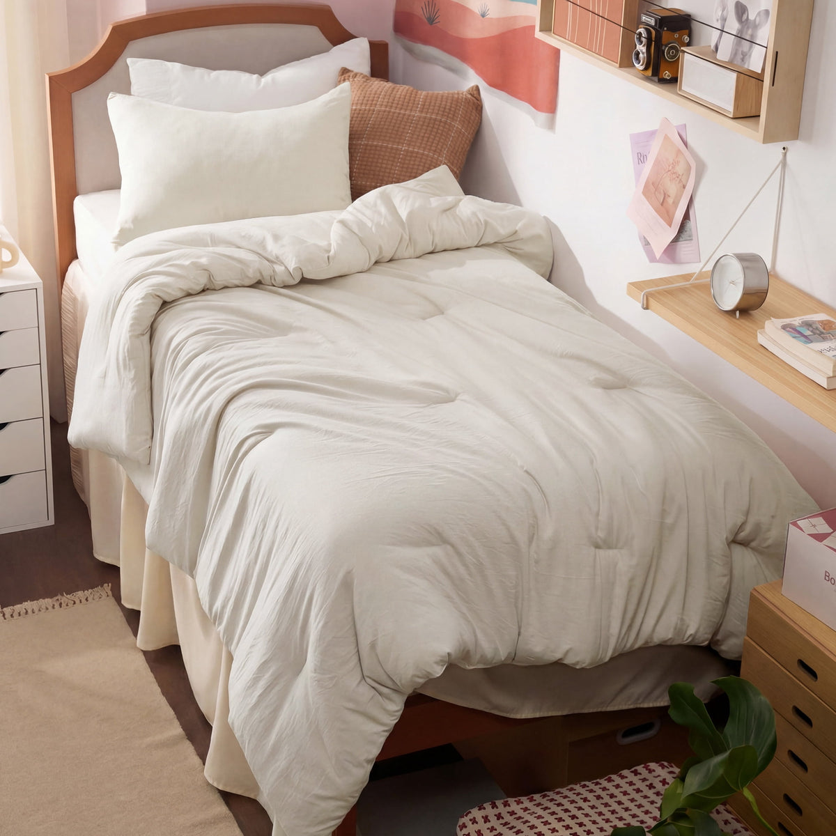 U by Bedsure 2 Pieces Twin Comforter Bedding Set, Beige Comforter Set for All Seasons, 1 Lightweight Prewashed Twin XL Comforter and 1 Pillowcases New