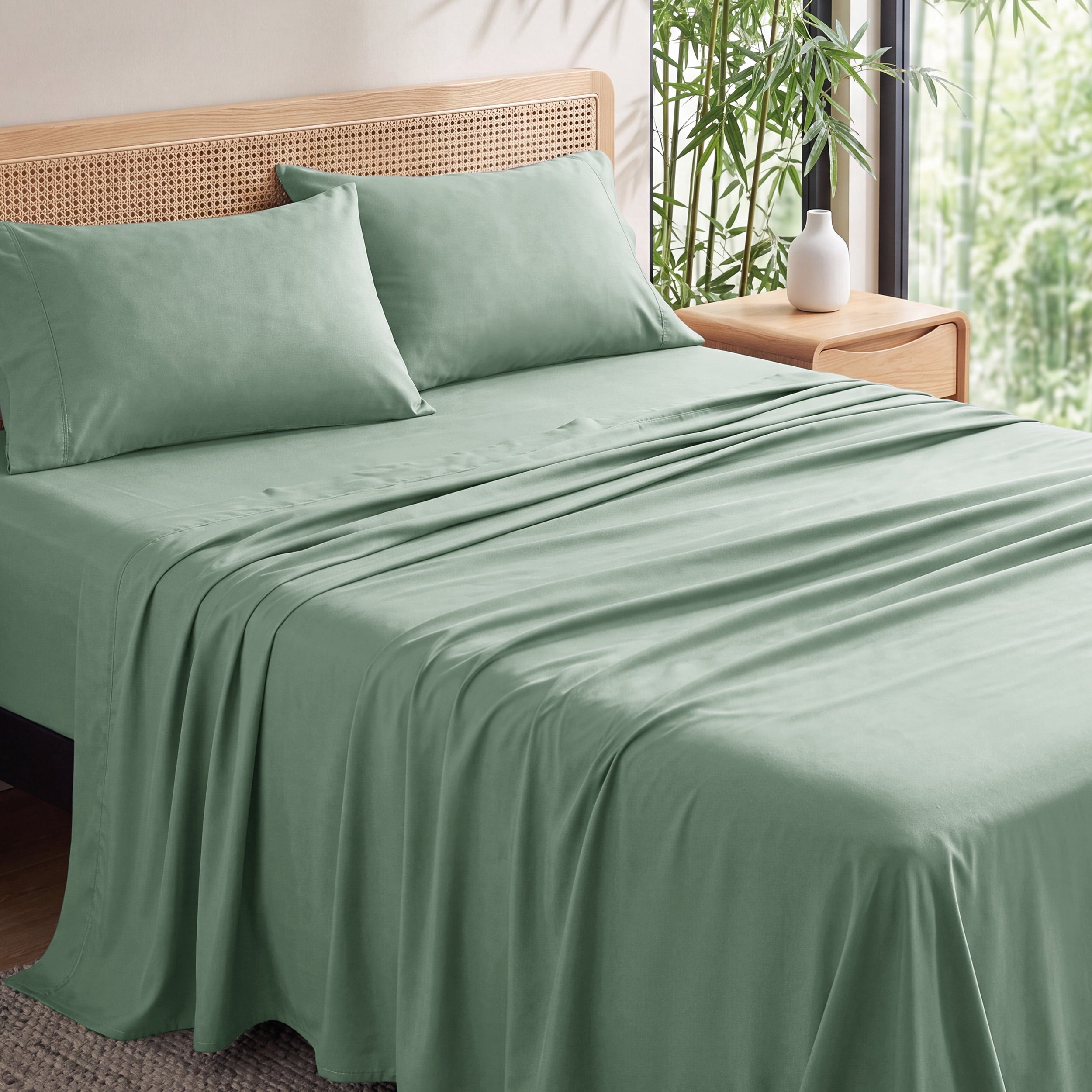 U by Bedsure 100% Rayon Derived from Bamboo King Sheet Set, 4 Piece Cooling 16" Deep Pocket Soft Bed Sheets, Sage Green New