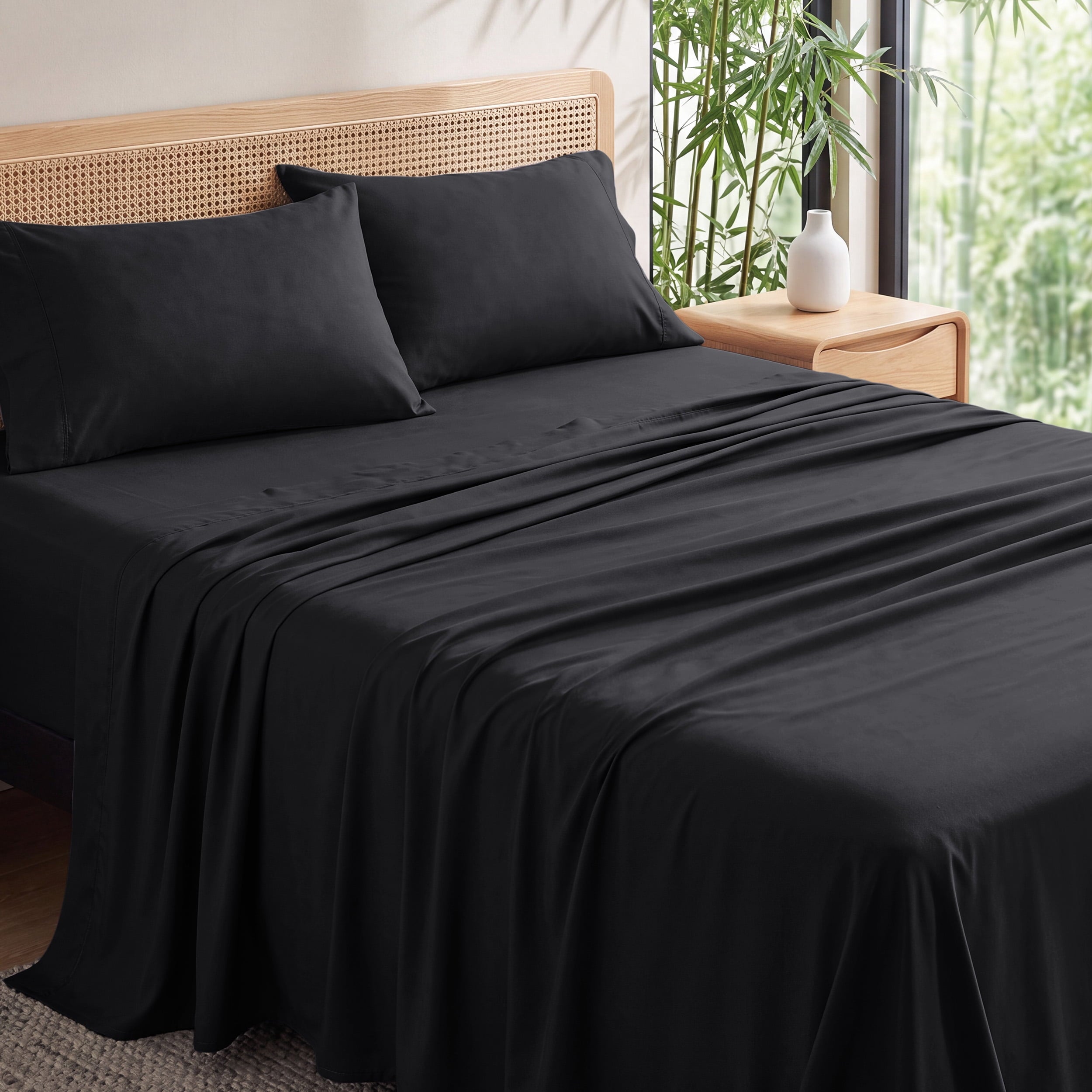 U by Bedsure 100% Rayon Derived from Bamboo Queen Sheet Set, 4 Piece Cooling 16" Deep Pocket Soft Bed Sheets, Black New