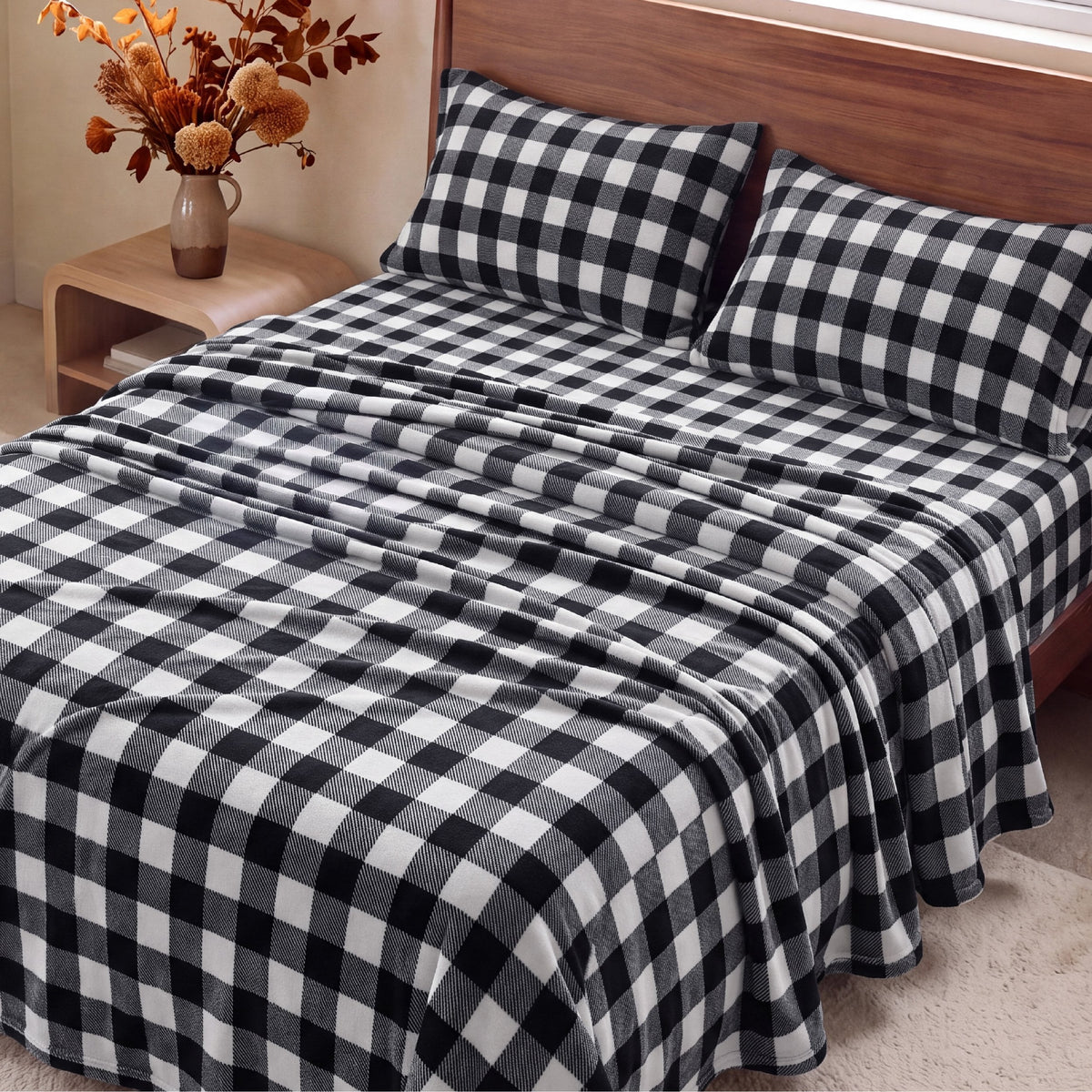 U by Bedsure Flannel Fleece King Sheets Set, 4 Pieces Deep Pockets Anti-Static Warm Bed Sheets, Buffalo Black White New