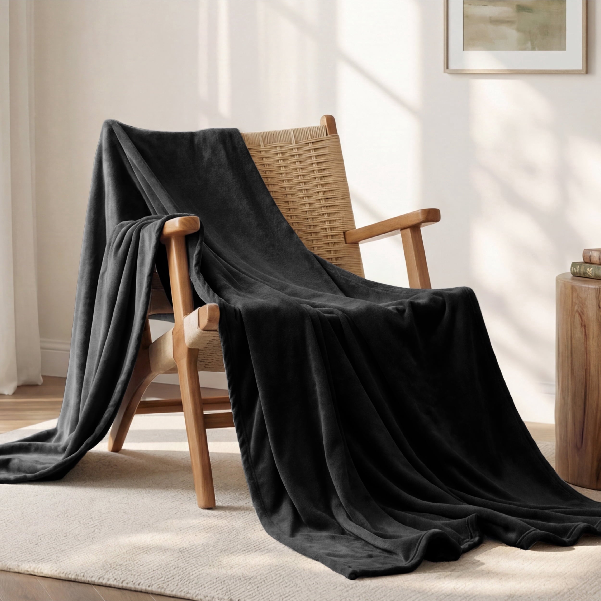 U by Bedsure Fleece Blanket Twin/Twin-XL Size Black - Lightweight Soft Cozy Blankets and Throws, 60x80 inches, new