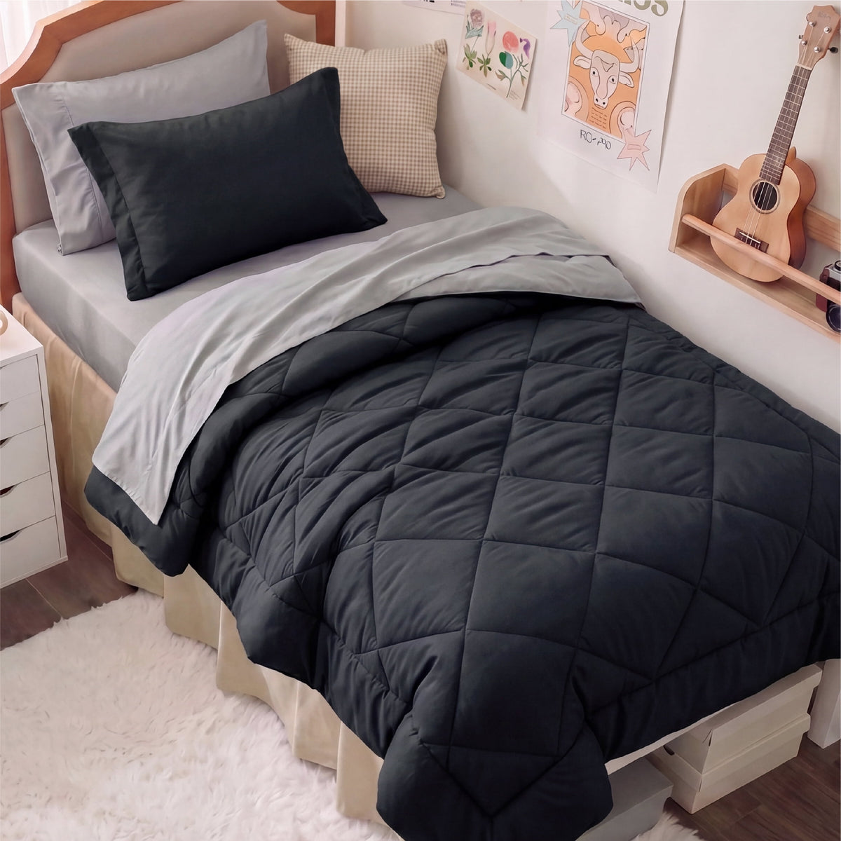 U by Bedsure Twin/Twin-XL Comforter Set, 5 Pieces Bed in a Bag, Reversible Lightweight Dorm Bedding Set, Black New