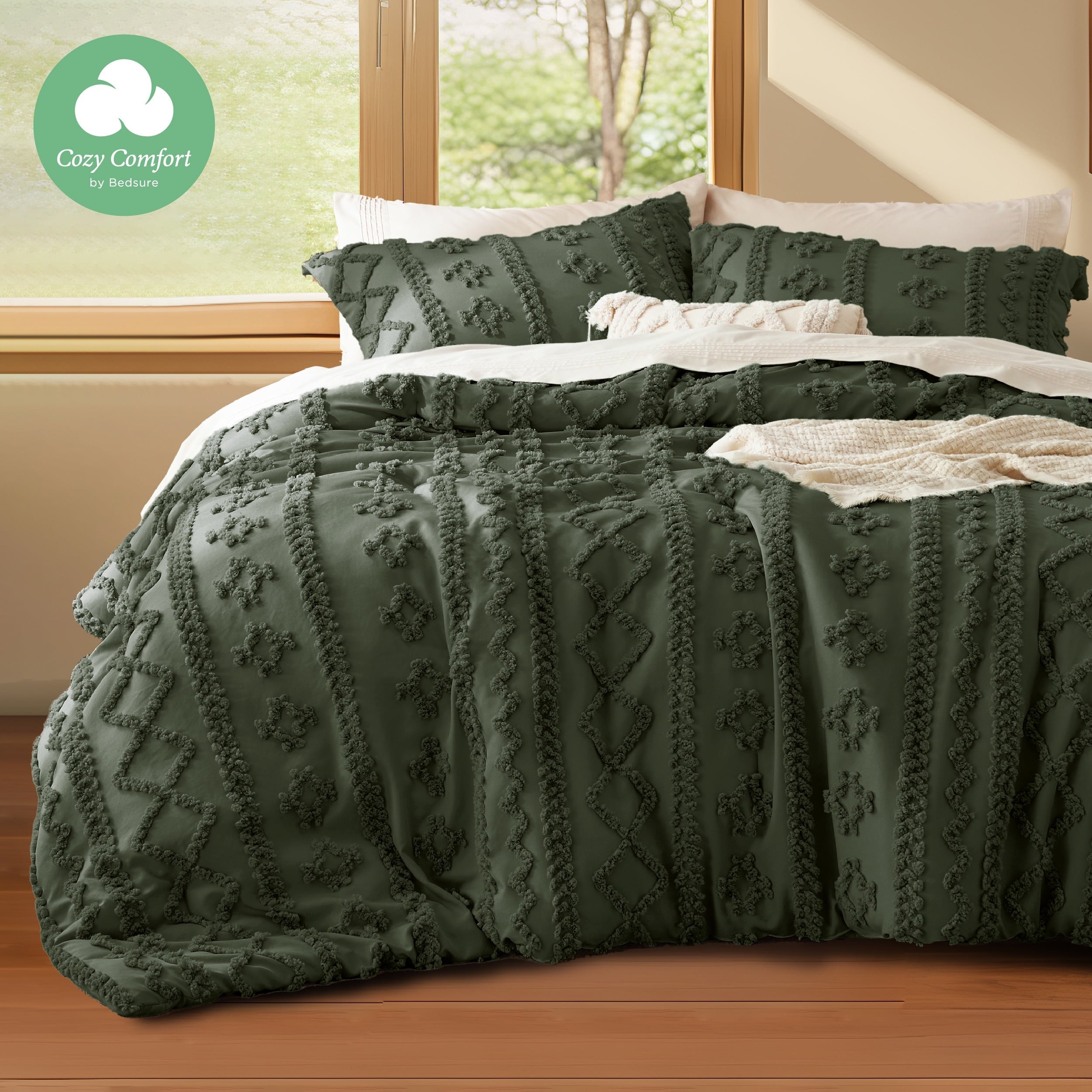 U by Bedsure Tufted Boho Comforter Set 3 Pieces Farmhouse Shabby Chic Embroidery Bed Set Soft Jacquard Comforter for All Seasons Queen Bronze Green