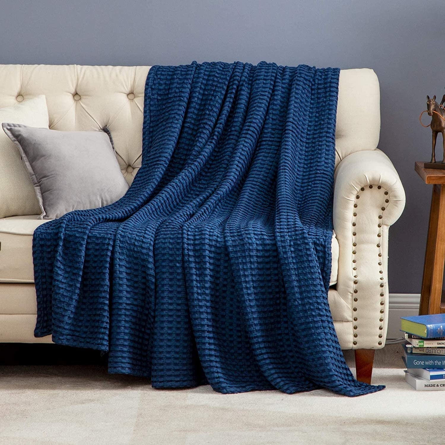 U by Bedsure Cooling Cotton Waffle Breathable Rayon Derived from Bamboo King Blanket,Navy,104x90 inches