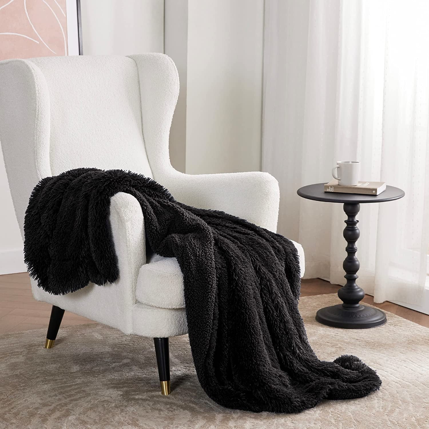 Cozy Comfort Faux Fur Throw Blankets Black - Fluffy Blankets & Throws Shaggy Faux Fur Blanket, 50x60 Inches