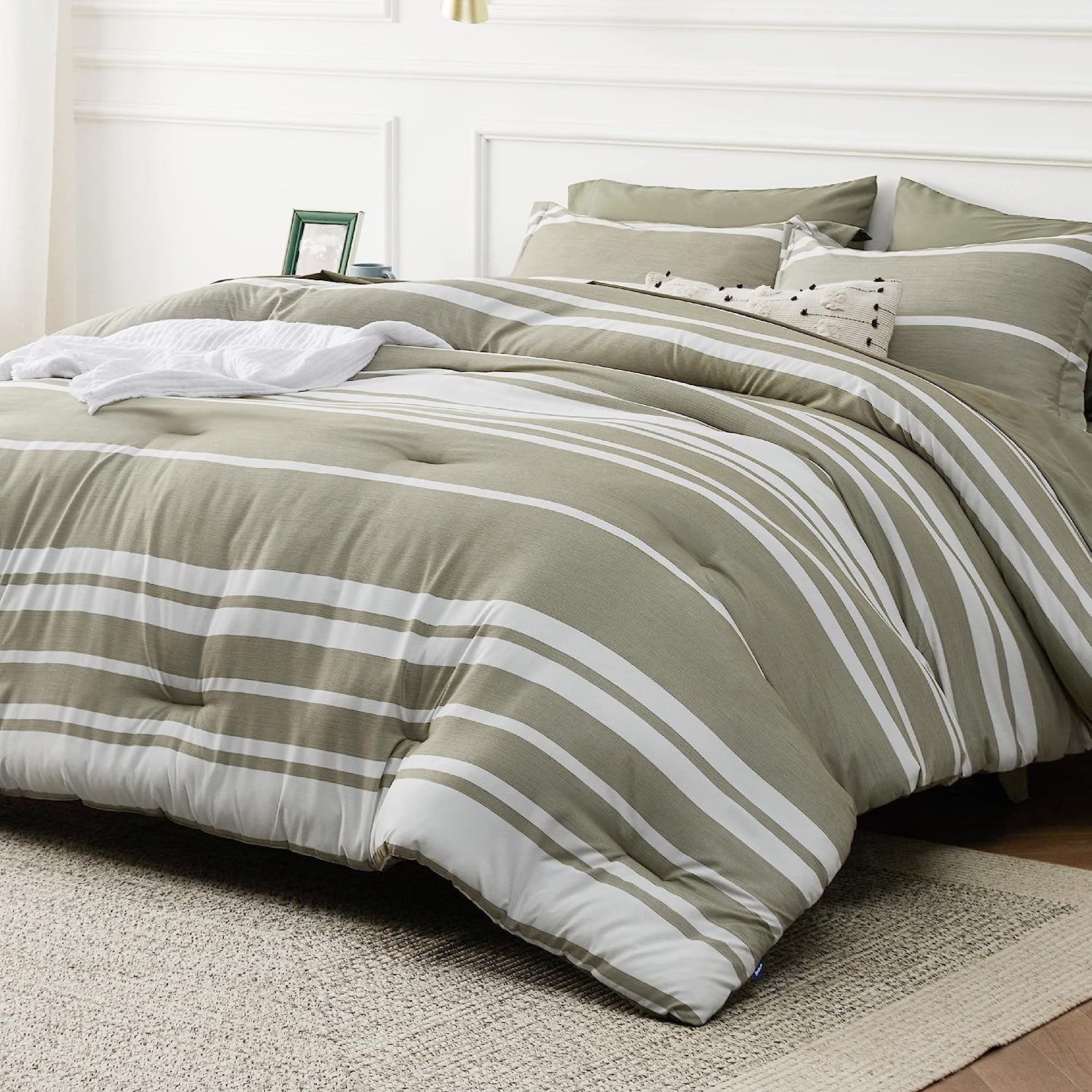 Cozy Comfort Bed in a Bag Twin Size 5 Pieces, Olive Green White Striped Bedding Comforter Sets All Season Bed Set with 1 Pillow Sham, Flat Sheet, Fitted Sheet and 1 Pillowcase