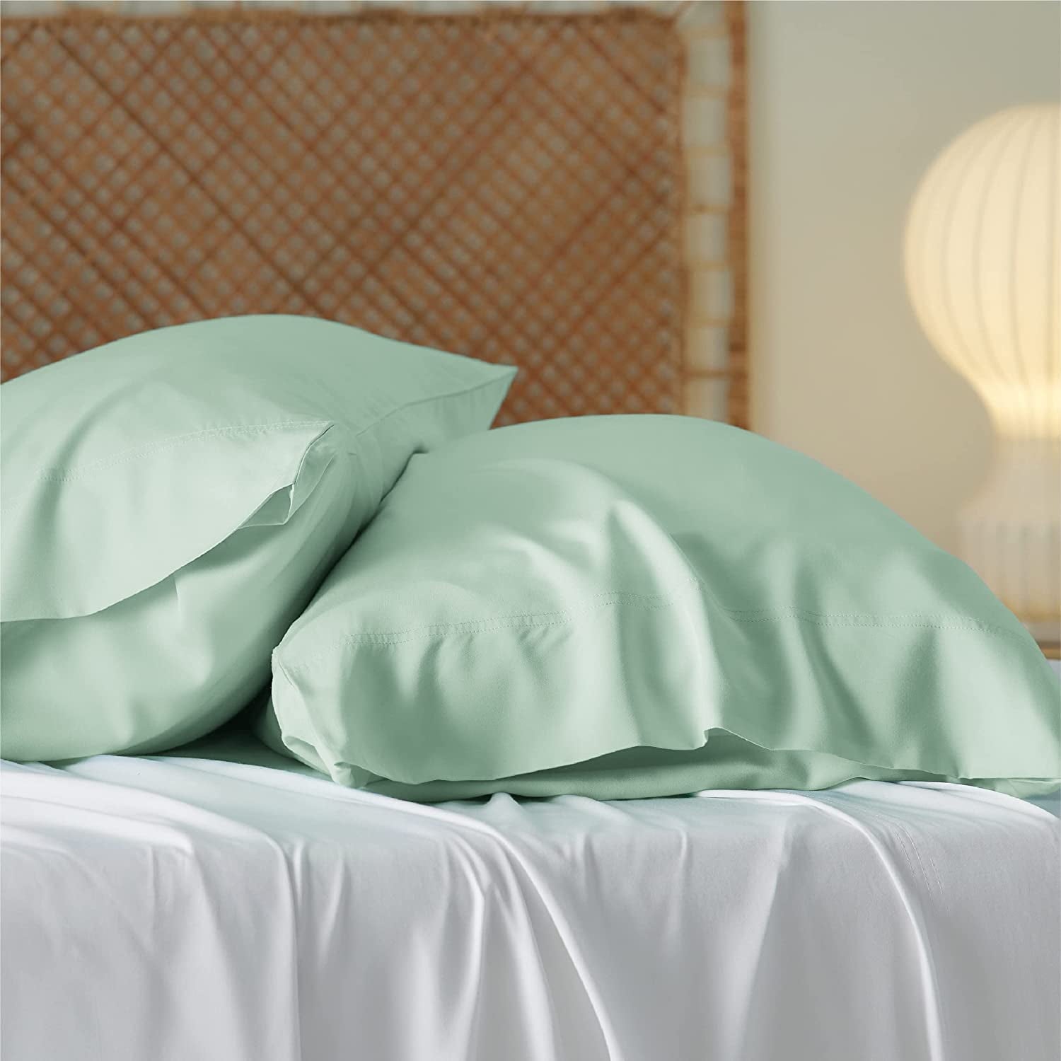 Cozy Comfort Cooling Pillow Cases King - Rayon Derived from Bamboo, Green Chill Pillowcase 2, Silky Soft & Breathable Pillow Cover with Envelope Closure