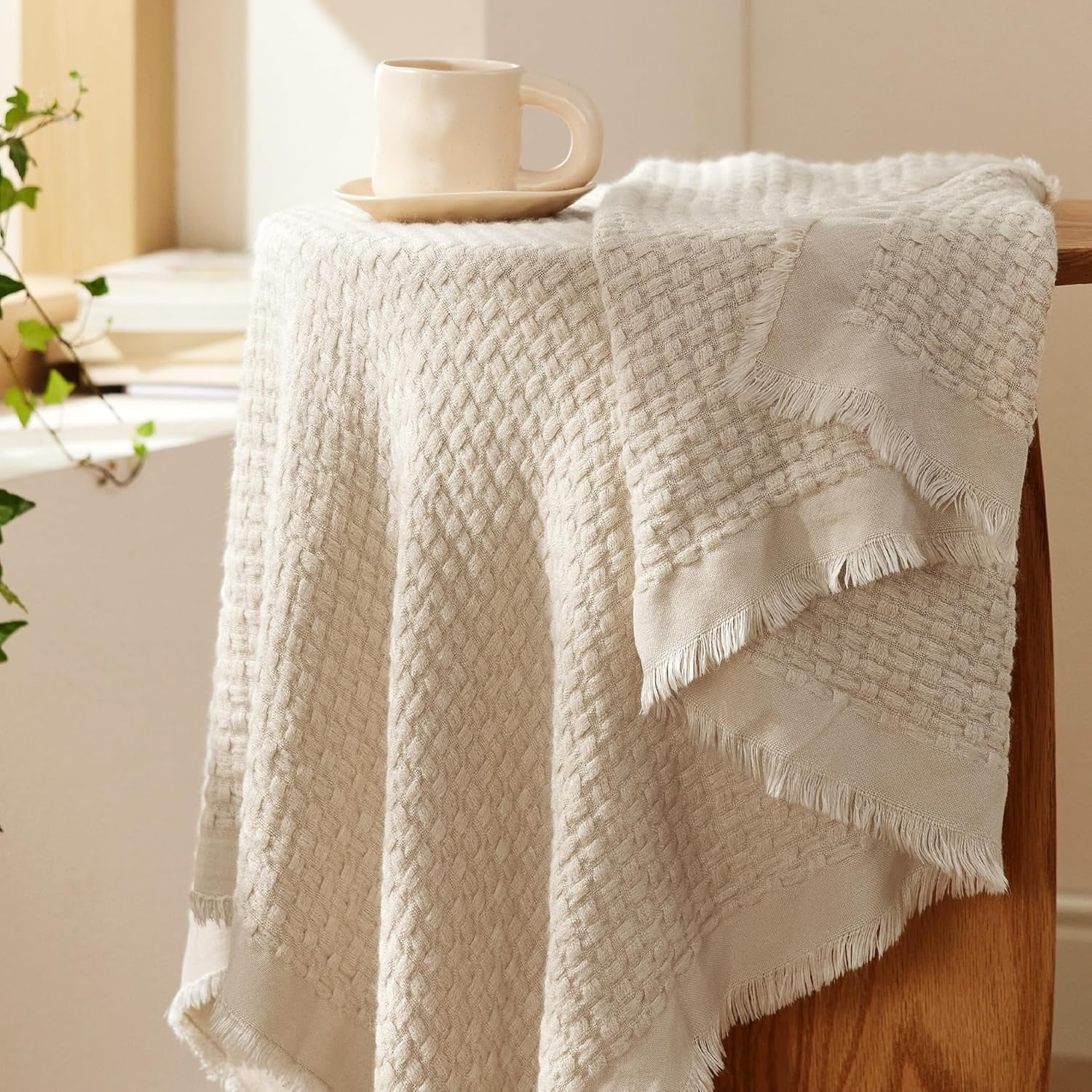 Cozy ComFort Beige Throw Blankets For Couch